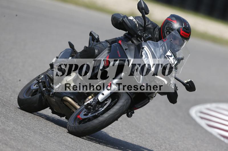 /49 26.08.2025 Cornu Master School ADR/gruen-vert/25